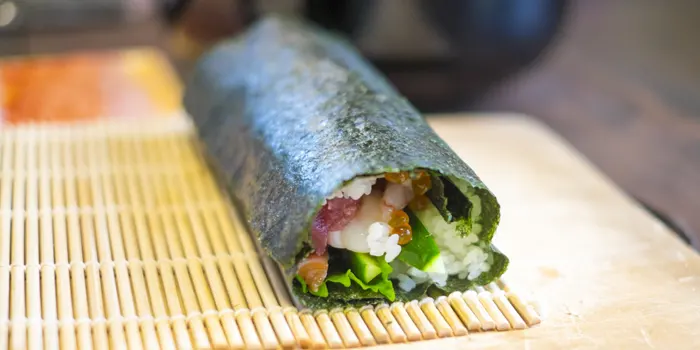 コンビニ 手巻き寿司