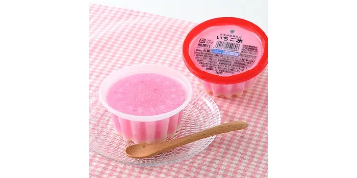 北海道産練乳のいちご氷カップ