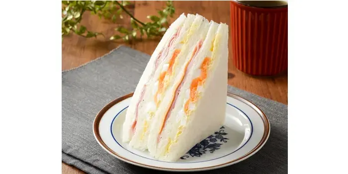 ハムチーズたまごサンド【ローソン】