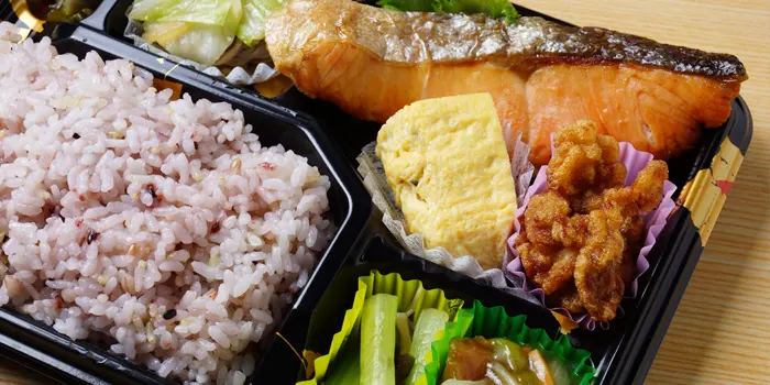 コンビニ弁当 魚 おすすめ 人気