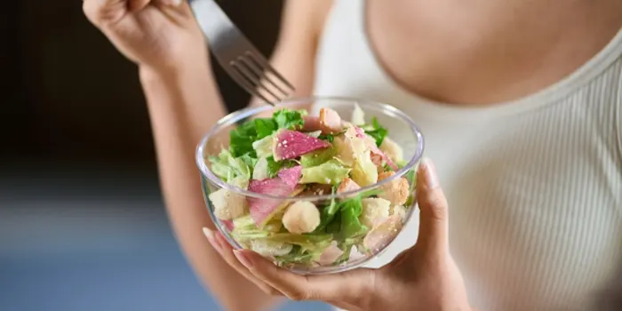 セブンイレブンのサラダがダイエット中の食事におすすめなの理由