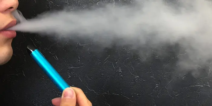 VuseGo(ビューズゴー)のミントアイスを吸う時の画像