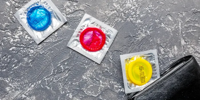コンドームの使用期限や正しい保管方法
